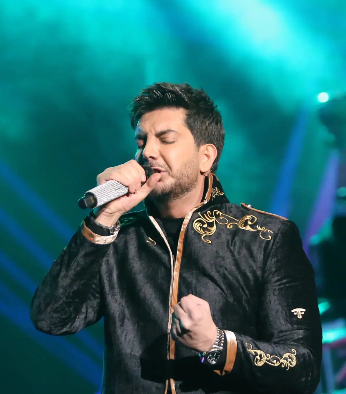 فرزاد فرزین